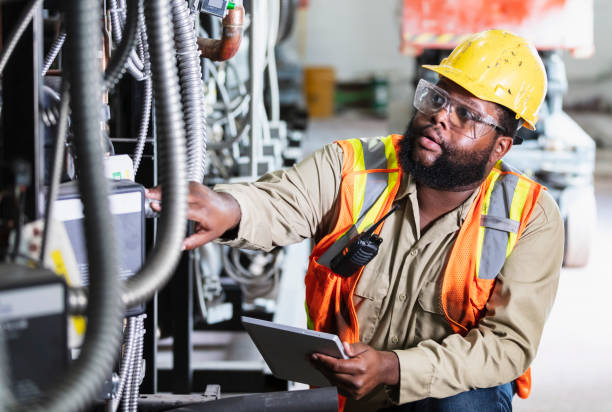 Best Commercial Electrician Services  in Seminole Manor, FL